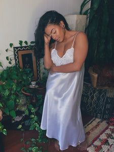 Vintage White Gown and Robe Set